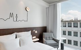 Ruby Ella Hotel Cologne By Ihg